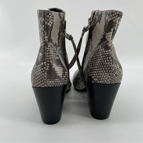 Dolce Vita Snakeskin Cotlyn Ankle Booties 8.5 - Picture 4 of 6